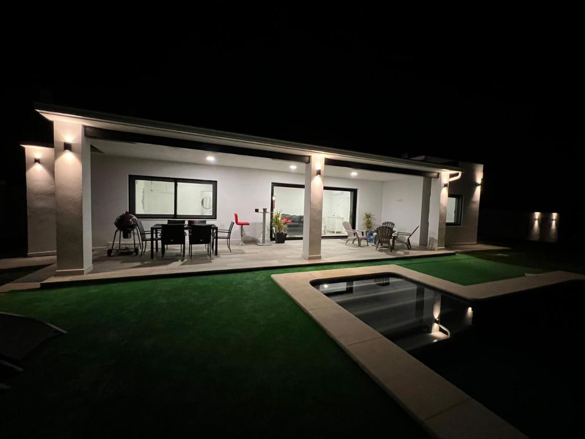 Ole Tu Andalucia Villa Sanlúcar la Mayor Eksteriør billede